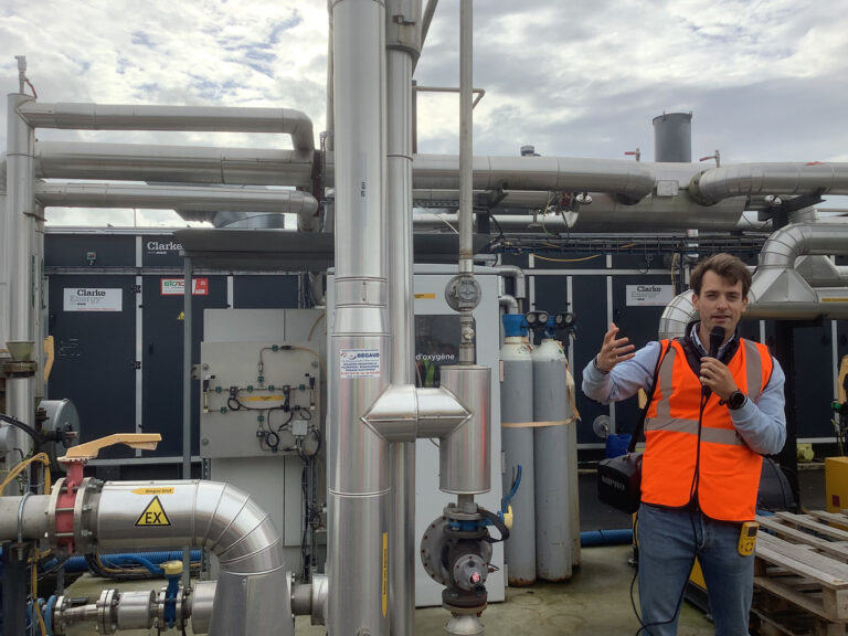 Galerie Clarke Energy 3 0800