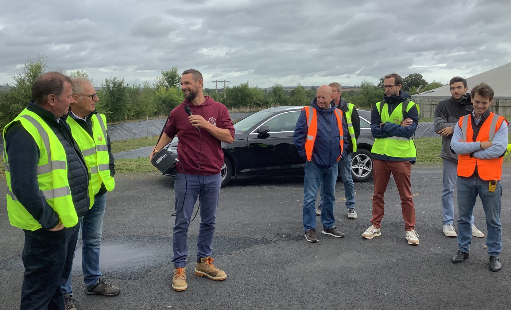 Brasserie Loup Bar Moyon extérieur 0852