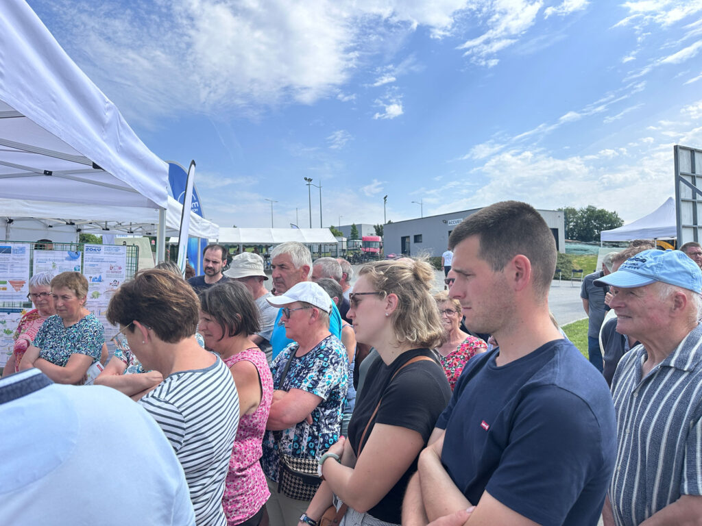 Un public nombreux à la porte ouverte chez Agrigaz, image 2886